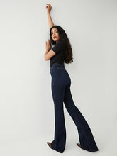 Load image into Gallery viewer, True Religion High Rise Trouser Flare