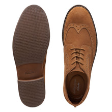 Load image into Gallery viewer, Clarks Paulson Wing Tan Suede